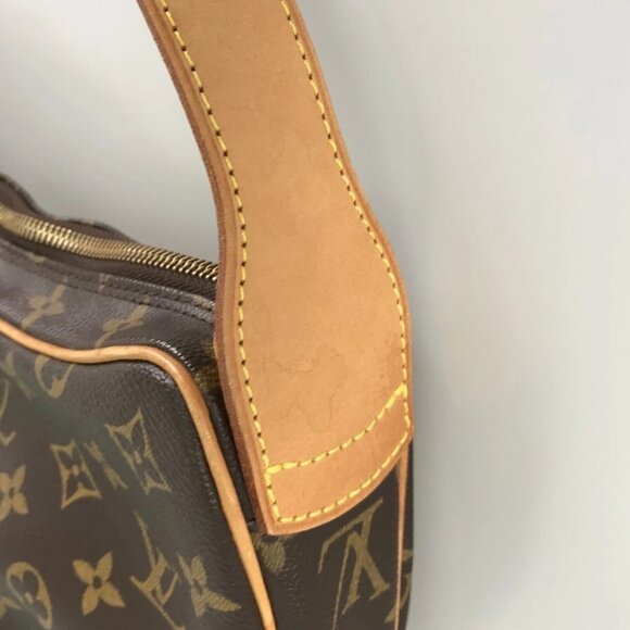 LOUIS VUITTON Monogram Croissant M51512 Shoulder bag - Picture 10 of 15